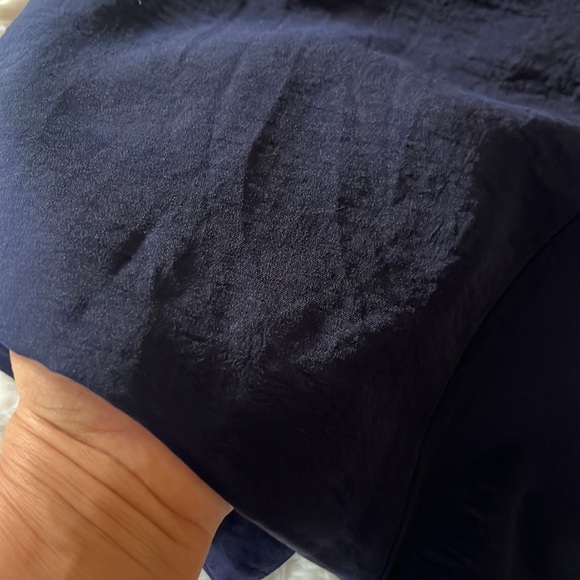 Navy blue sleeveless blazer vest M textured silky satin feel Tulléa NEW - Picture 8 of 8